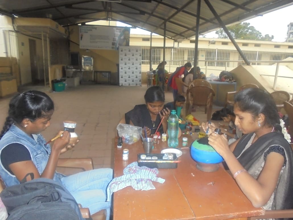 Women-Cell-Activities